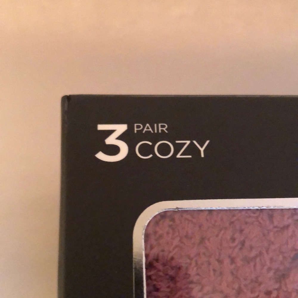 CUDDL DUDS 3 Plushfill Crew Lounge Socks - Picture 3 of 10
